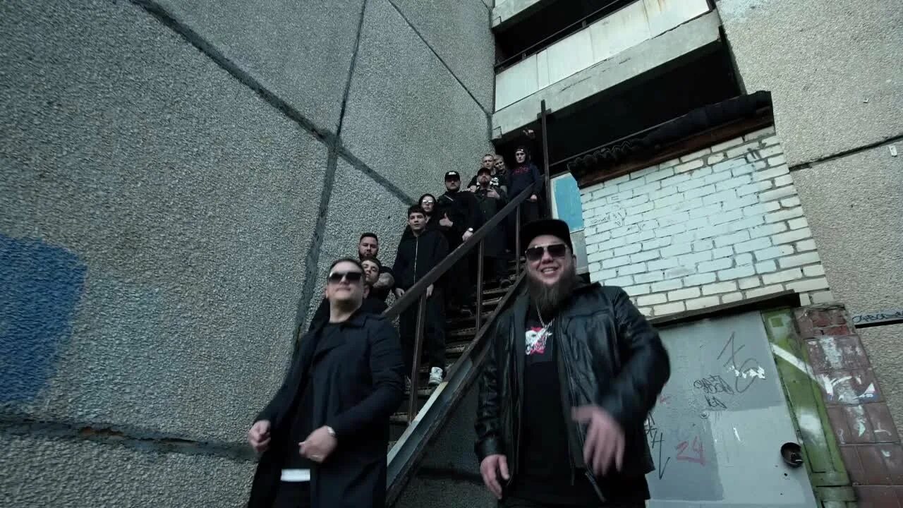 Мелодия Дворовая