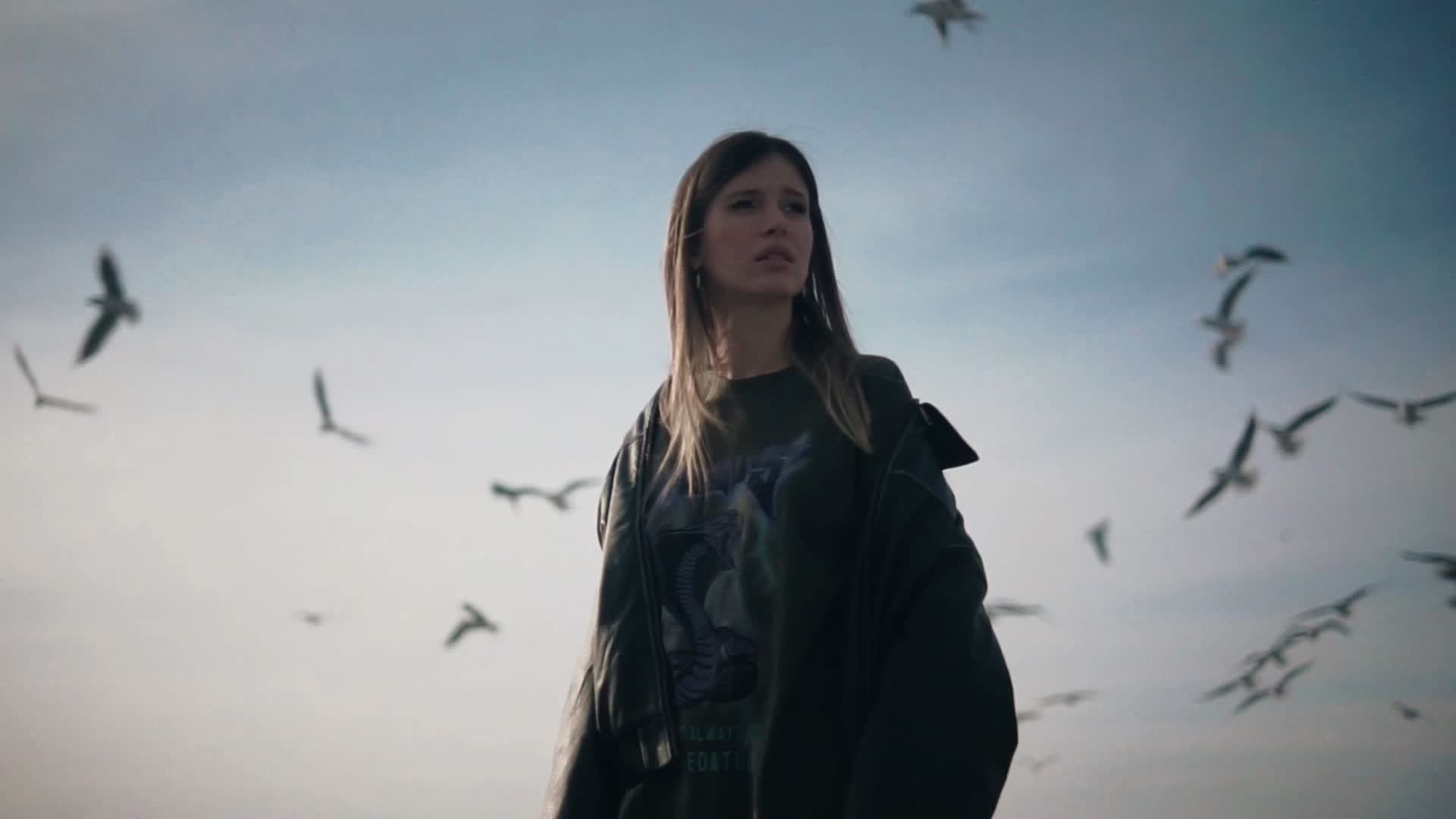 Девочка на рейве