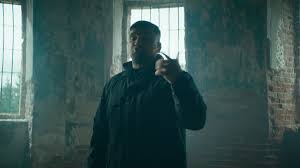 Страшно так жить