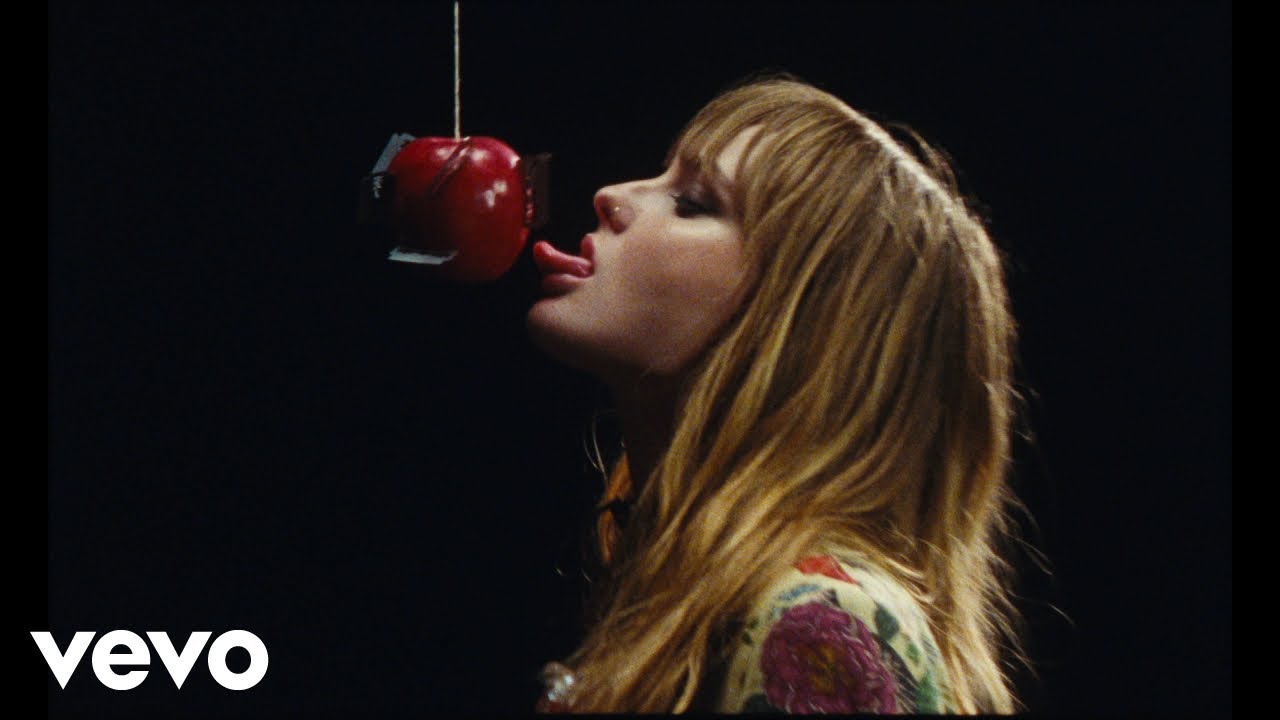 I WANNA BE YOUR SLAVE