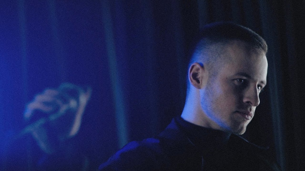 Зачем Ты В Сердце