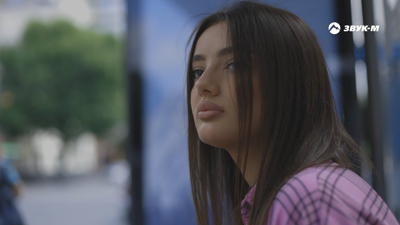 Девочка беги